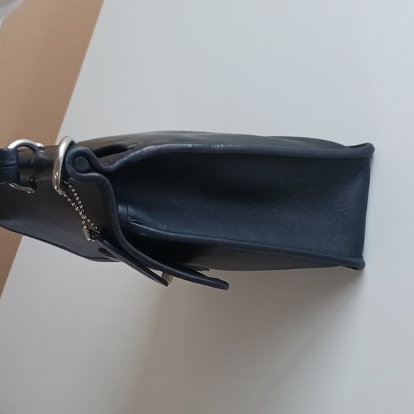 Vintage Coach Willis Bag #9927 - Picture 4 of 16